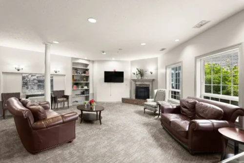 amber-int-06-compressed_Webpifier