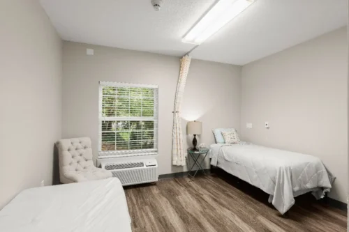 amber-int-24-compressed_Webpifier